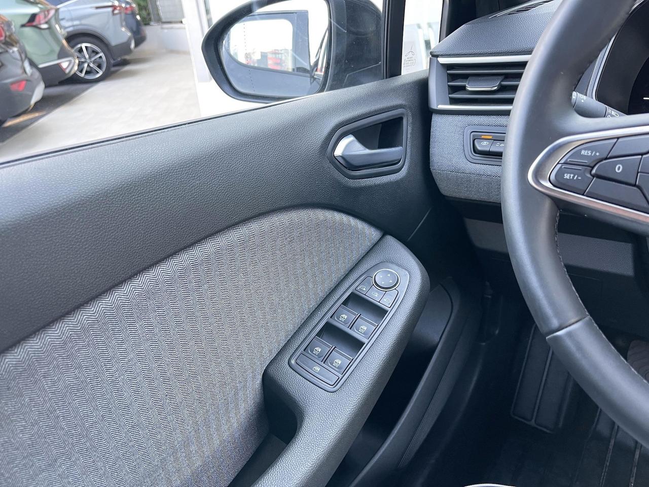 Renault Clio 1.0 Benzina 90CV E6 Techno - 2025
