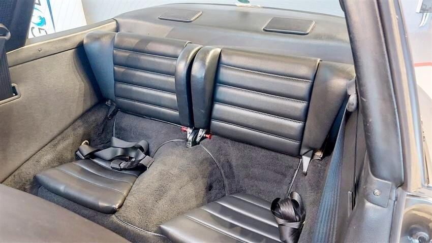 Porsche 911 Carrera 3.2 Targa G50