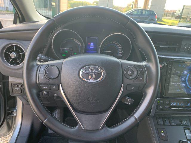TOYOTA Auris 1.8 Hybrid Lounge