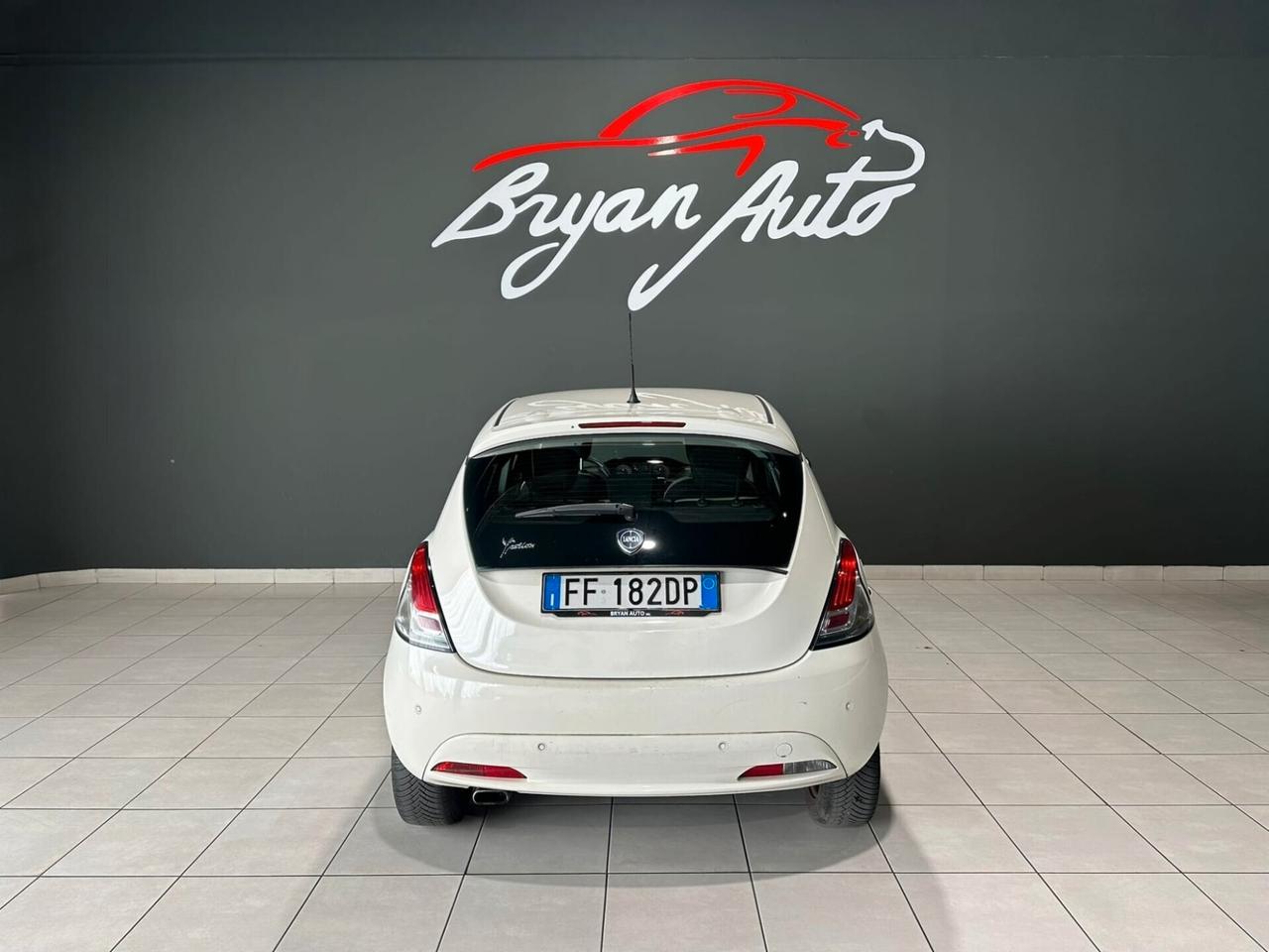 Lancia Ypsilon 1.2 69 CV 5 porte Gold (PER NEOPATENTATI)