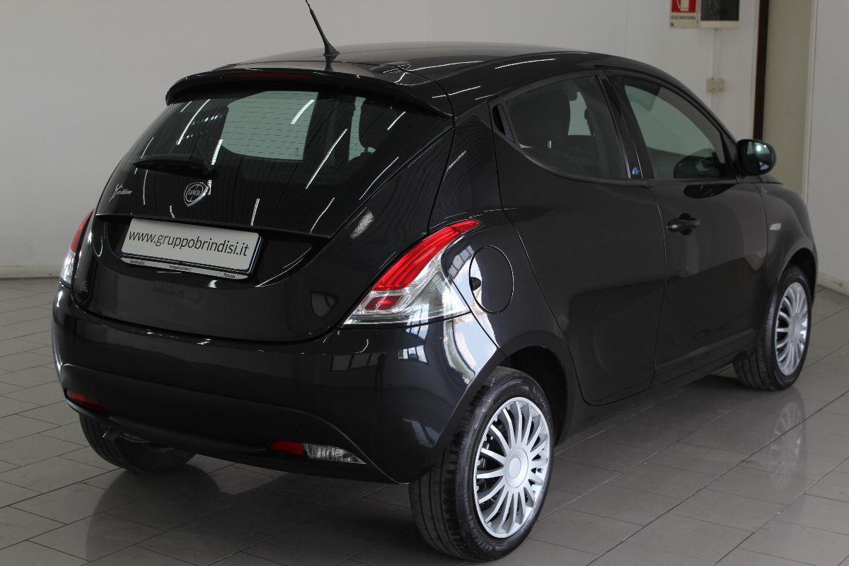 LANCIA - Ypsilon - 1.2 69 CV 5p. Gold
