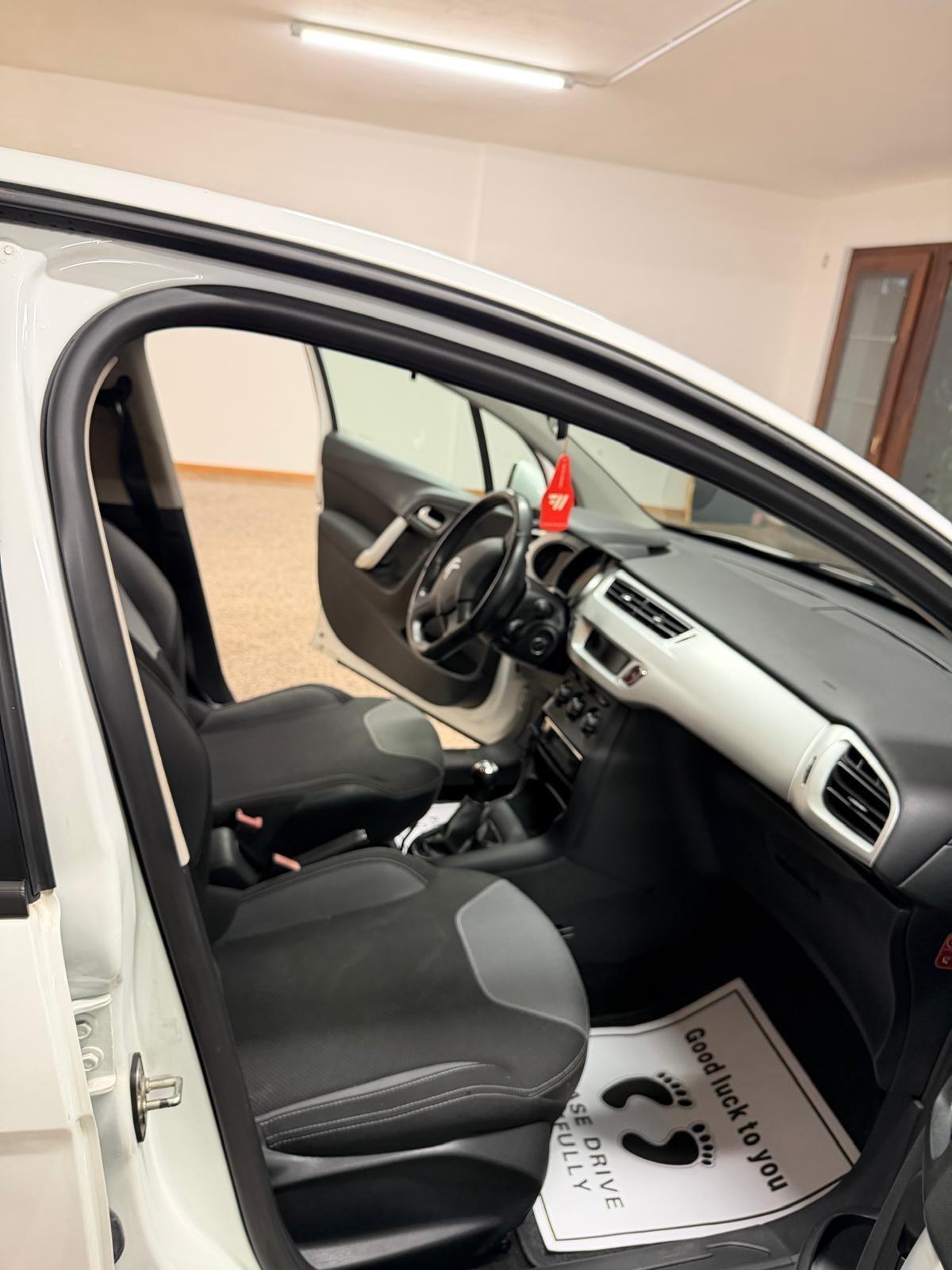 Citroen C3 1.2 VTi 82 Vanity Fair 10