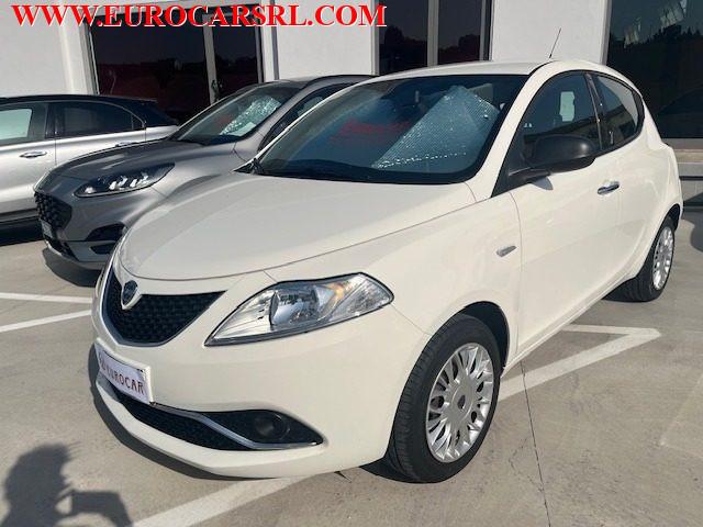 LANCIA Ypsilon 1.2 69 CV 5 porte Silver
