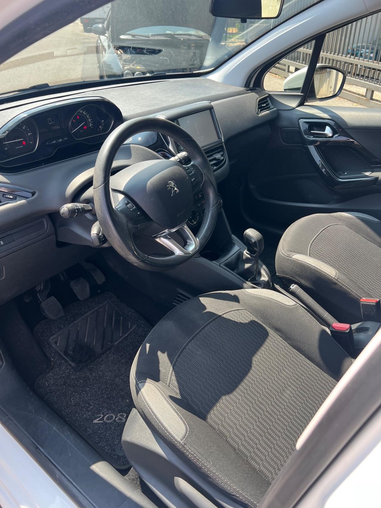 Peugeot 208 1.2 Euro 6 2015 Km 99000 Neop Area B