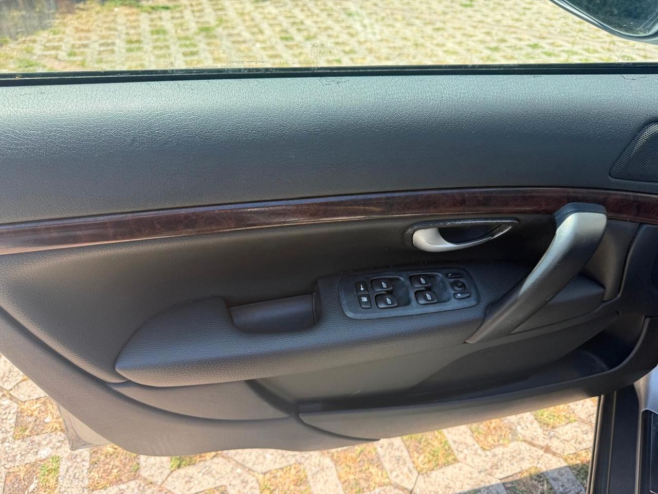 Volvo S80 2.4i 20V cat Arctica