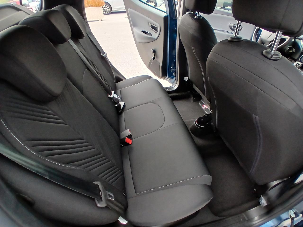 Lancia Ypsilon 1.0 HYBRID 70CV GOLD 2023
