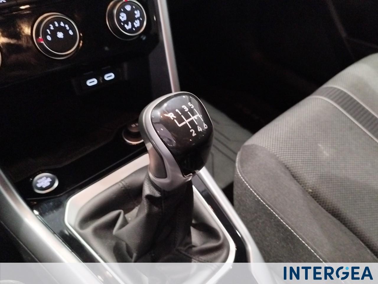 VOLKSWAGEN T-Roc 1.0 tsi Life 115cv