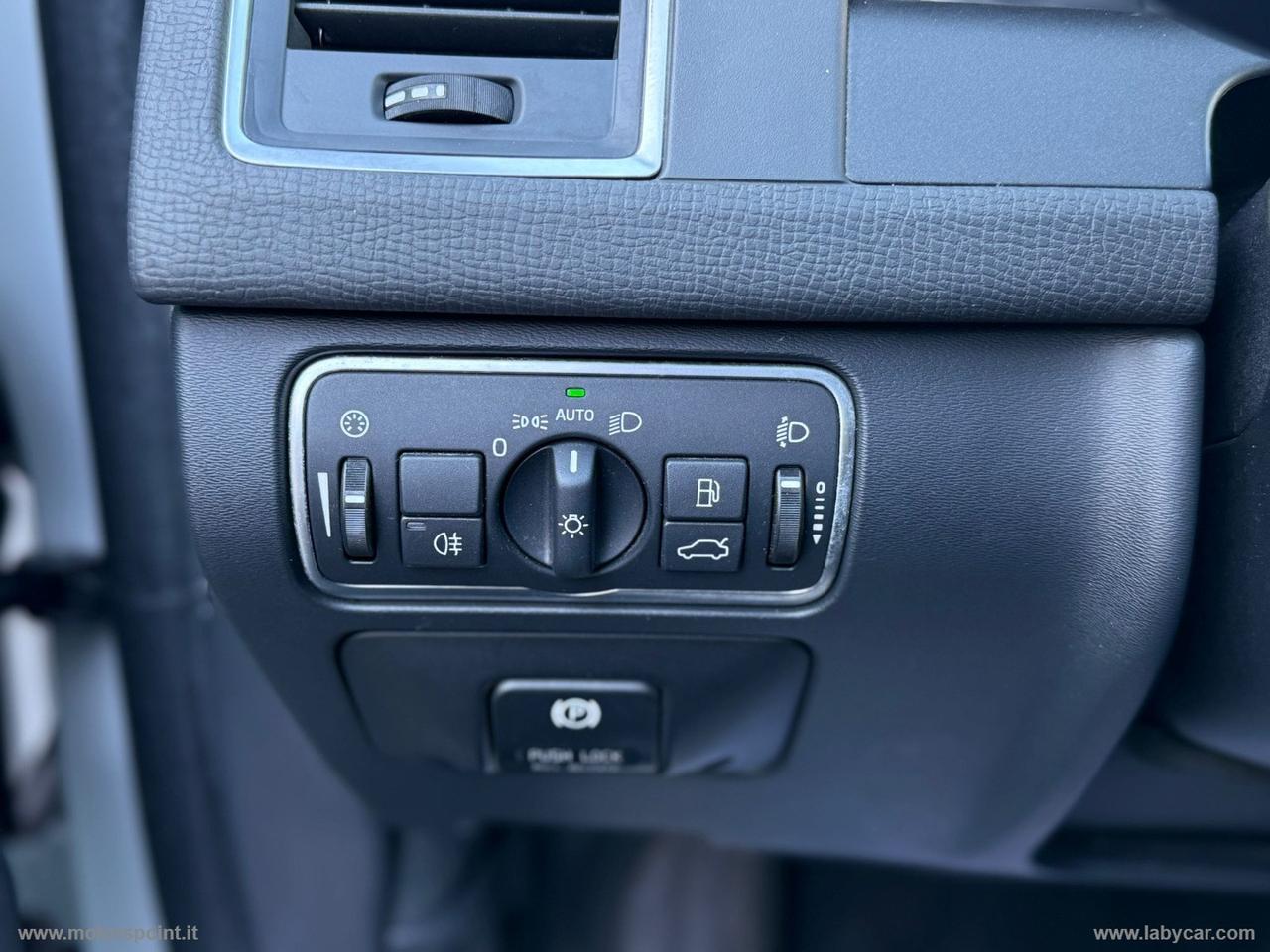 VOLVO XC60 D4 Geartronic Kinetic