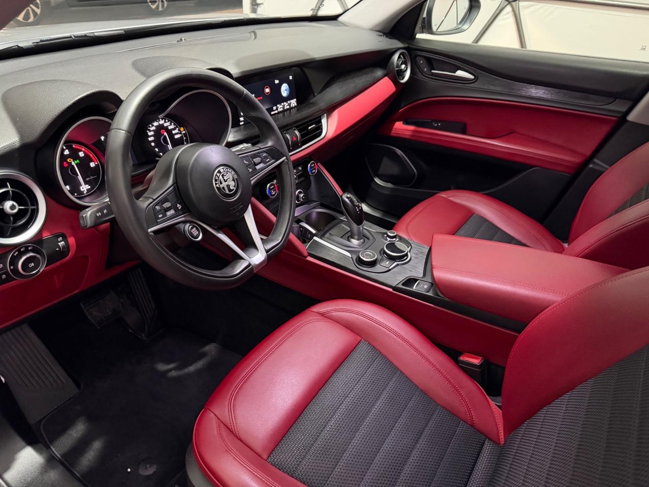 Alfa Romeo Stelvio 2.2 Turbodiesel 210 CV AT8 Q4 Super