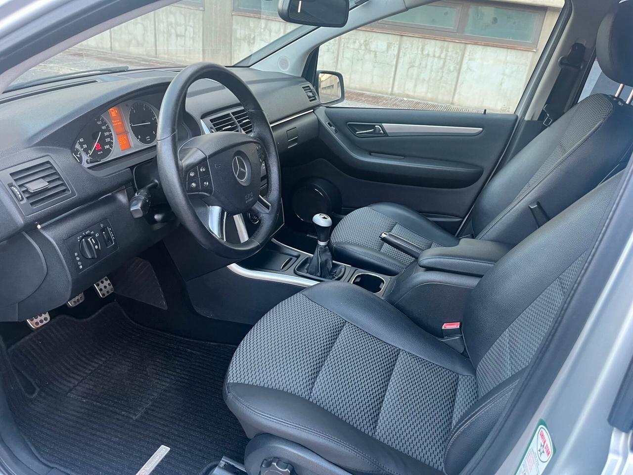 Mercedes Benz Classe B 180 CDI Sport