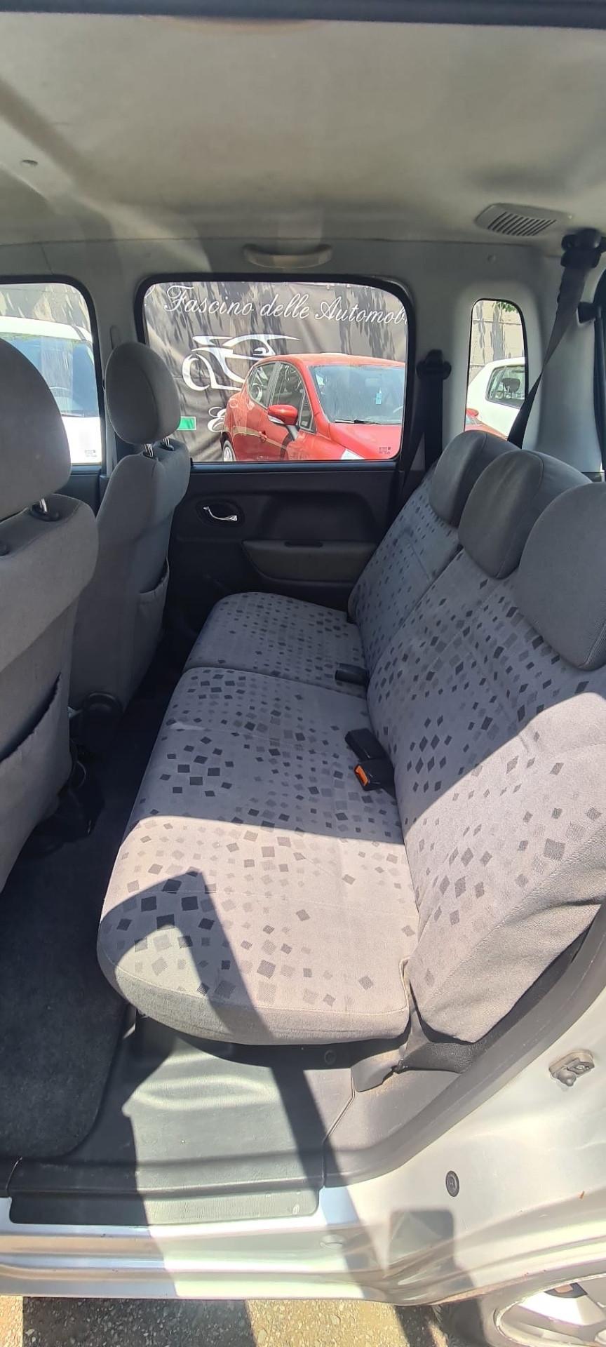 Opel Agila 1.2 16V Club