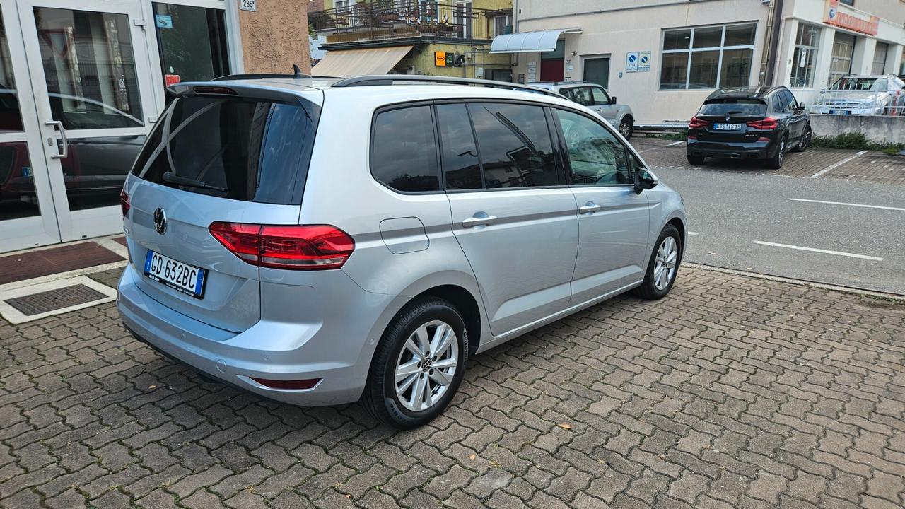 Volkswagen Touran 2.0 tdi 115cv dsg 7 POSTI-ACC-NAVY-CARPLAY