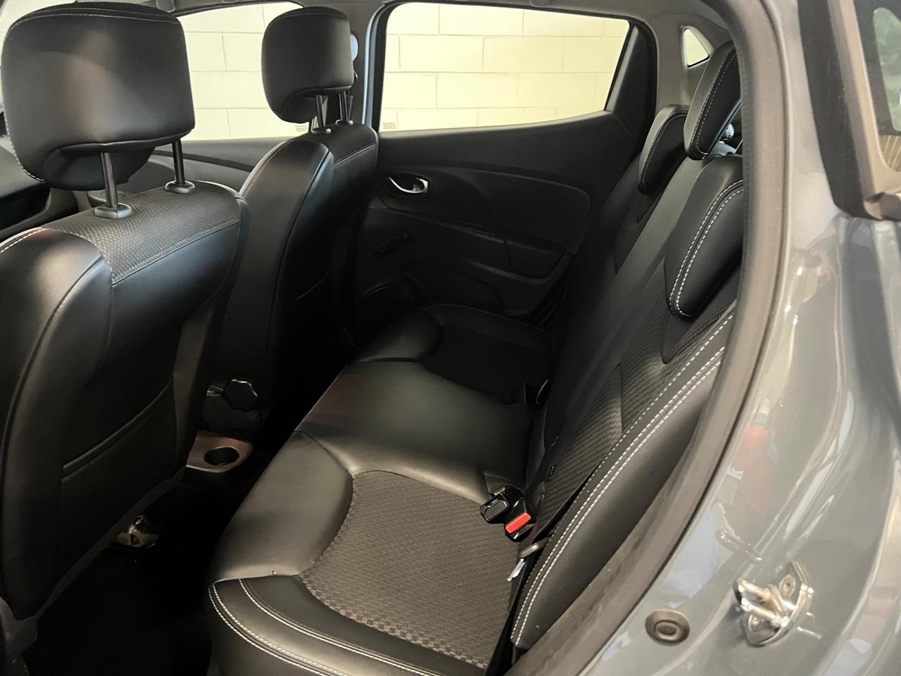 Renault Clio dCi 8V 75 CV 5 porte Moschino Zen