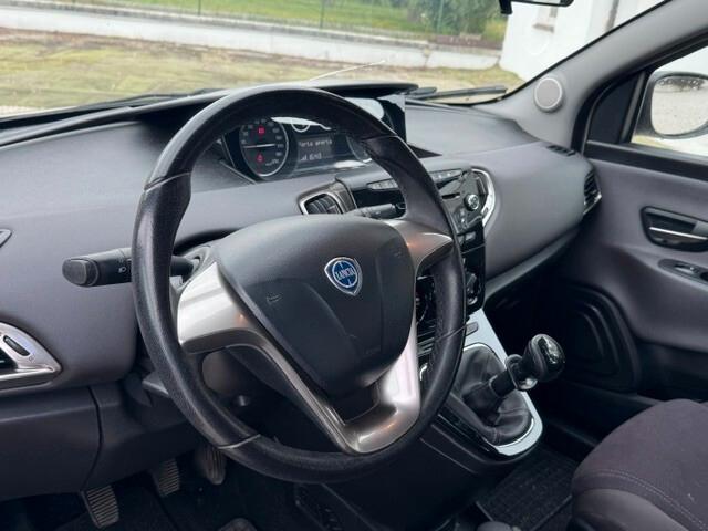 Lancia Ypsilon Metano Ecochic Gold - UNICOPROPRIETAIO 5porte