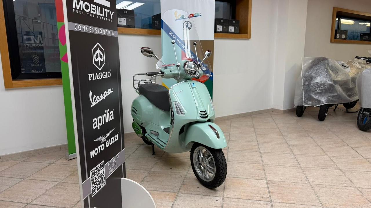 Vespa GTS 125