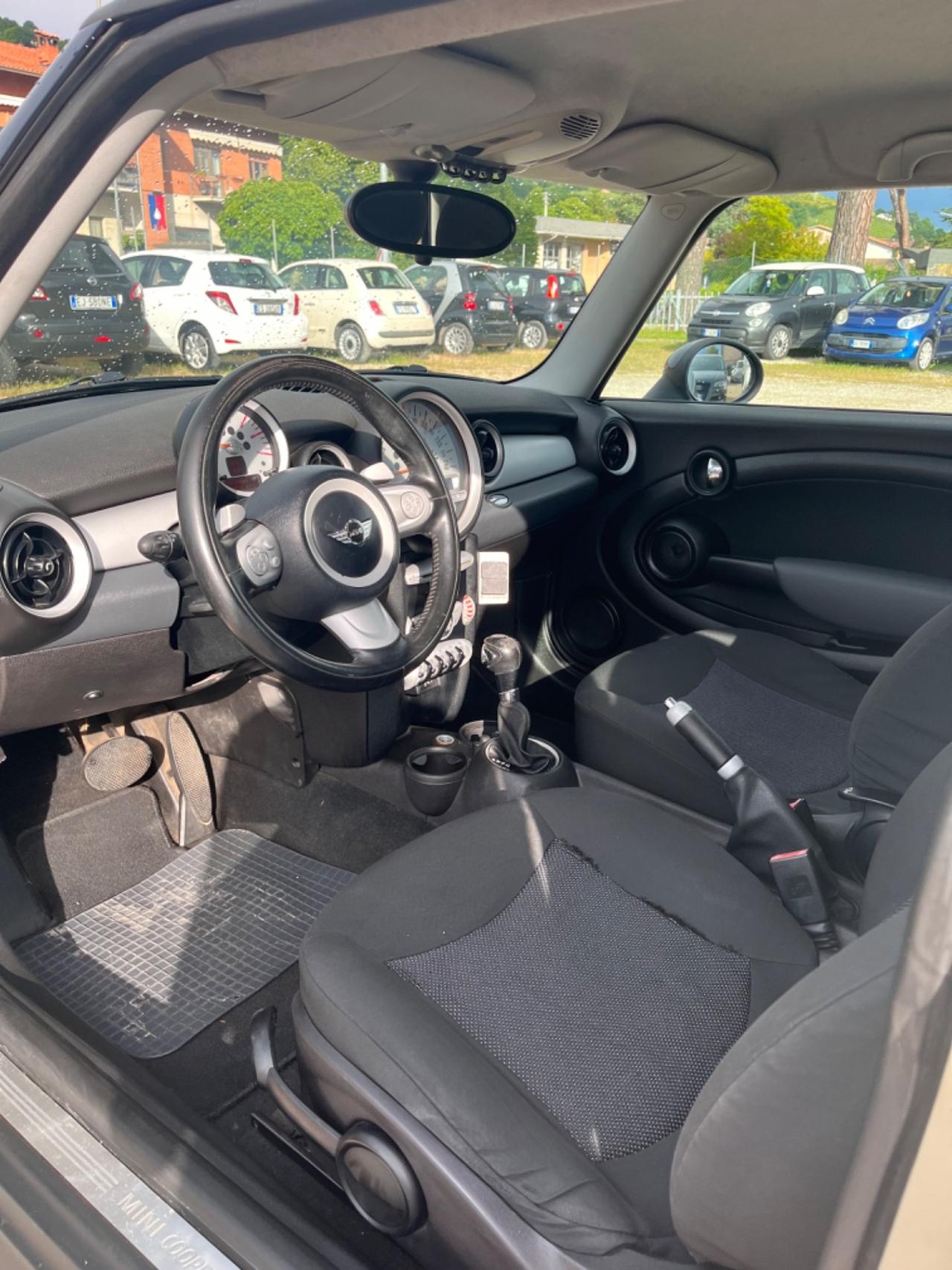Mini Cooper D 1.6 diesel AUTOMATICA