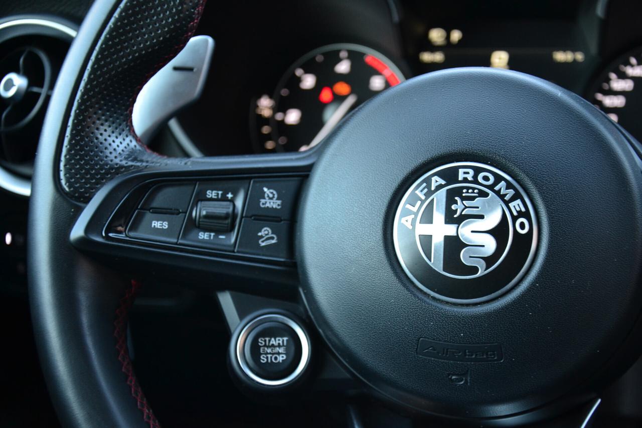Alfa Romeo Stelvio 2.2 160CV AT8 **PREZZO VERO**LED-NAV-RCAM+PDC