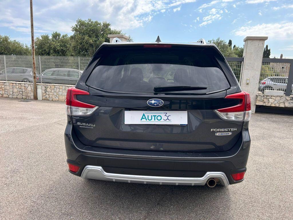 Subaru Forester 2.0 e-Boxer Lineartronic Style