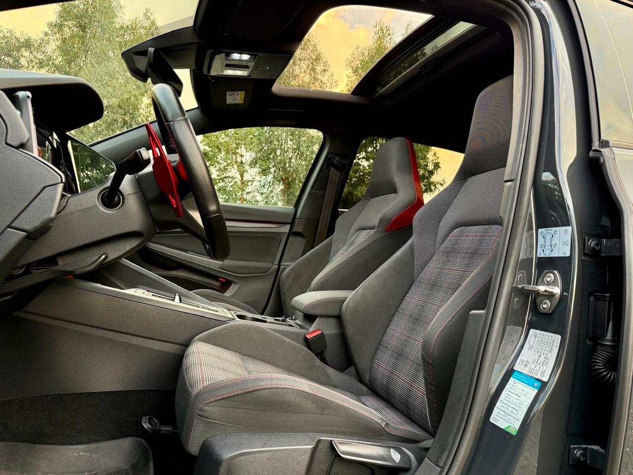 Volkswagen Golf GTI 2.0 TSI DSG
