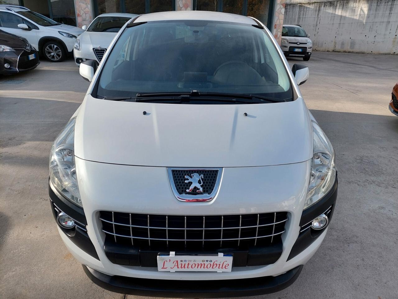 Peugeot 3008 1.6 HDi 110CV cambio robotizzato