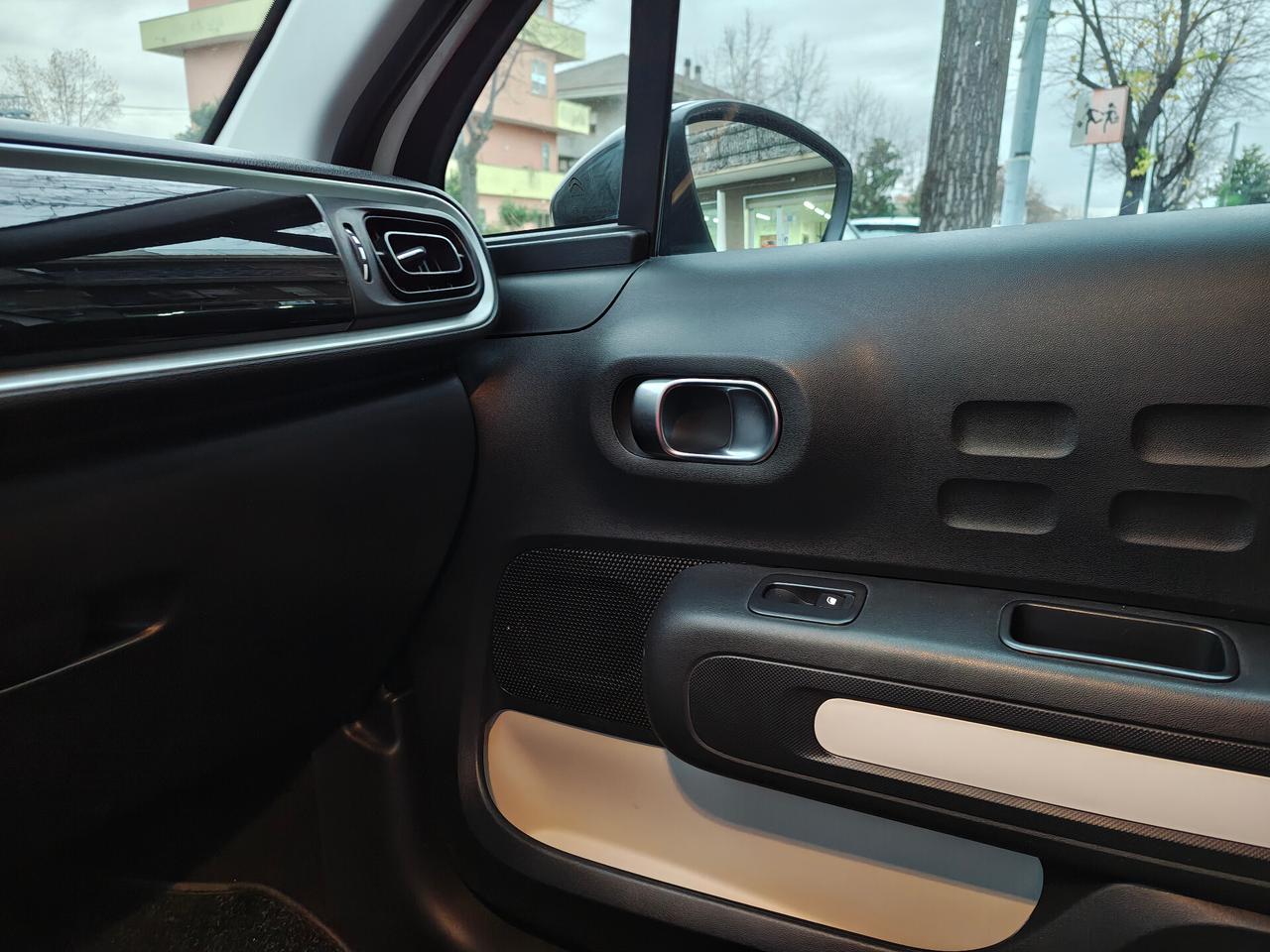 Citroen C3 BlueHDi 100 S&S Plus