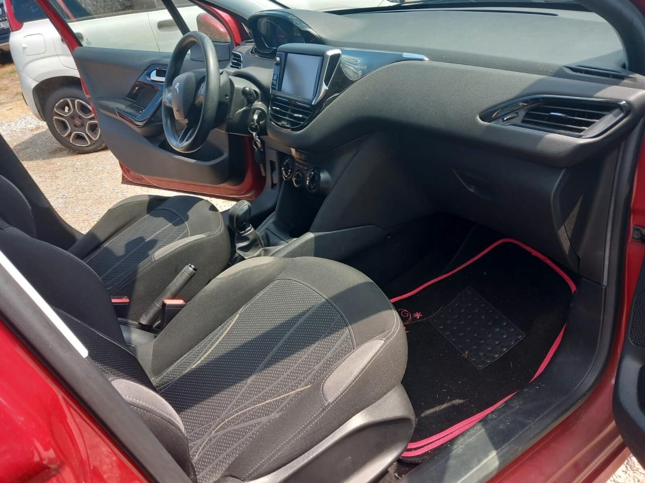 Peugeot 208 1.2 VTi 82 CV 5 PORTE Active