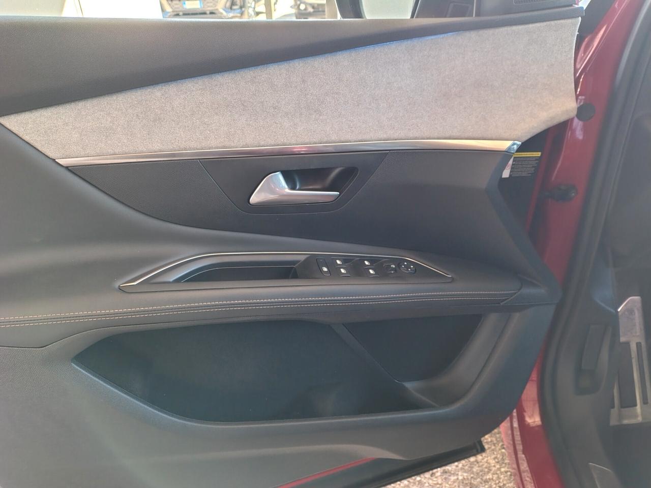 Peugeot 3008 BlueHDi 180 S&S EAT8 GT