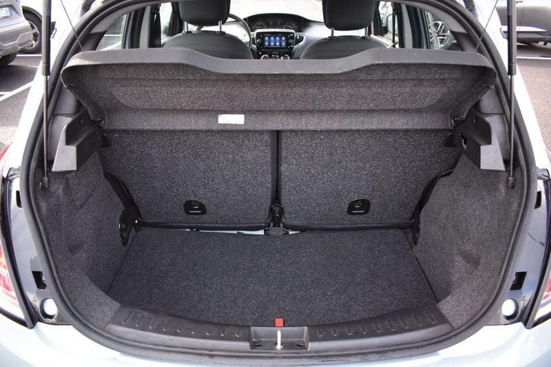 Lancia Ypsilon Ypsilon 1.0 FireFly 5 porte S&S Hybrid Gold Plus