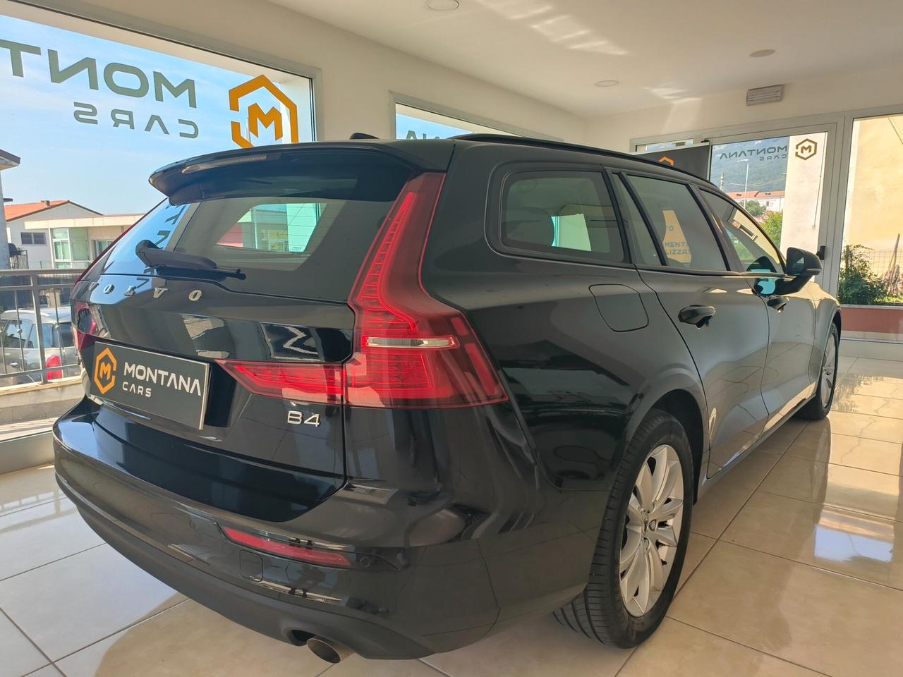 Volvo V60 B4 (d) Geartronic Momentum Business
