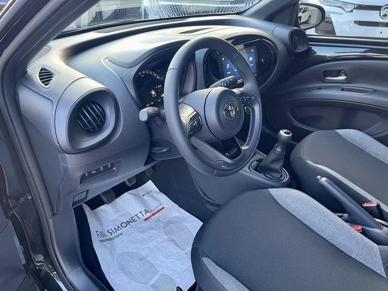 Toyota Aygo X 1.0 Active 72cv - KM0