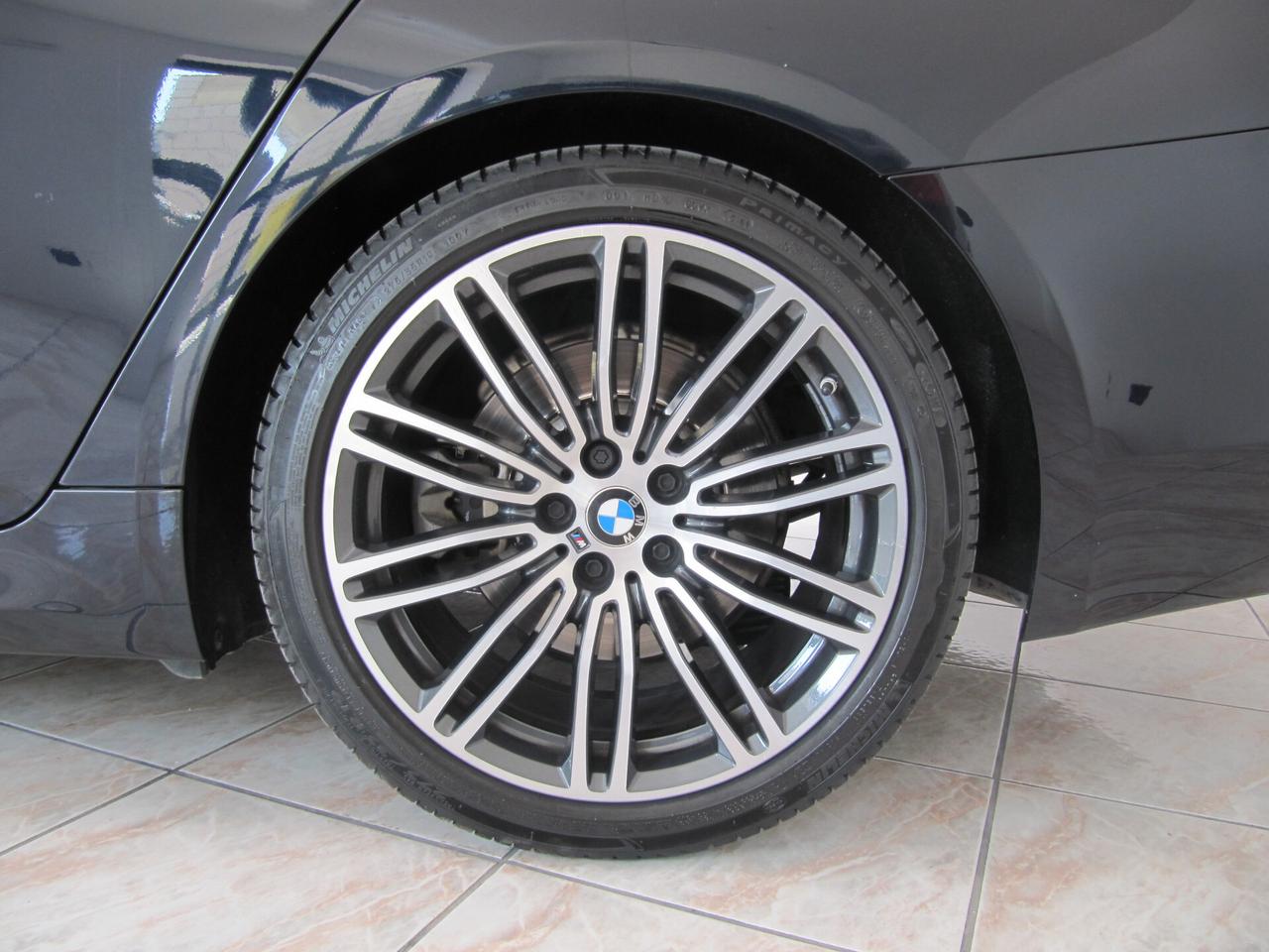 Bmw 520d xDrive Touring Msport - AUTOM + TETTO