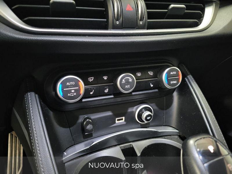 Alfa Romeo Stelvio 2.2 Turbo Diesel 210CV AT8 Q4 Executive