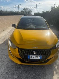 Peugeot 208 motore elettrico 136 CV 5 porte GT Pack