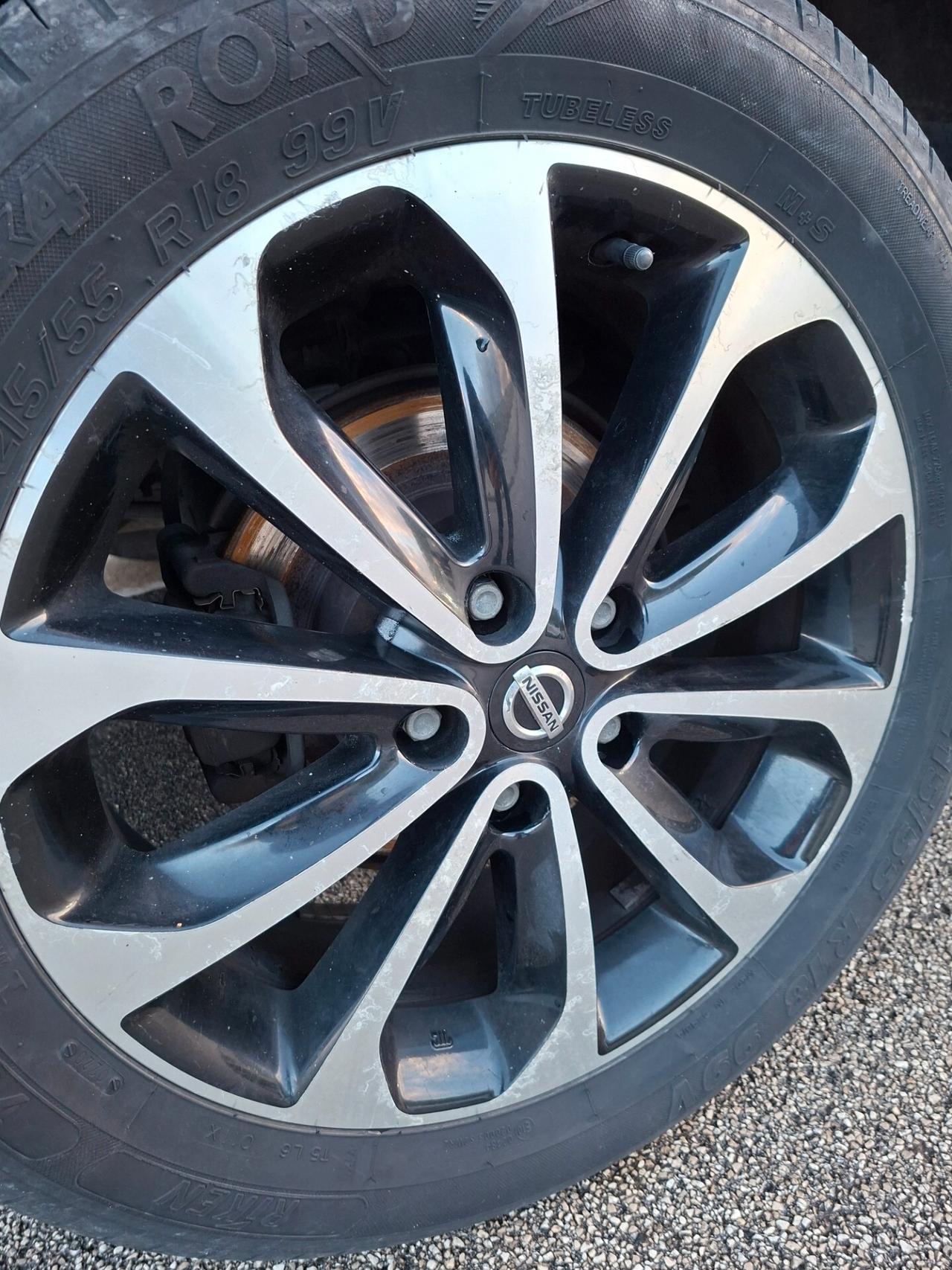 Nissan Qashqai 1.5 dCi DPF 360
