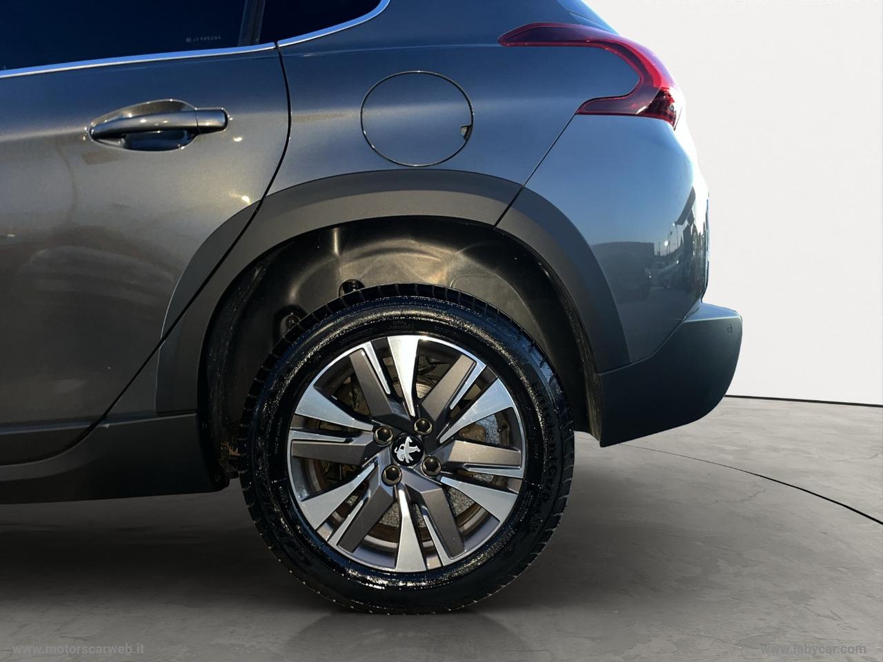 PEUGEOT 2008 PureTech 82 S&S Allure