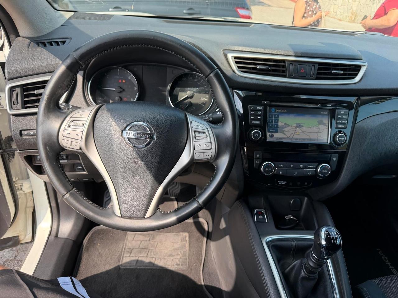 Nissan Qashqai 1.5 dCi Tekna-03/2015