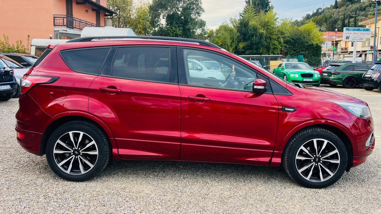 Ford Kuga 1.5 EcoBoost 120 CV S&S 2WD ST-Line