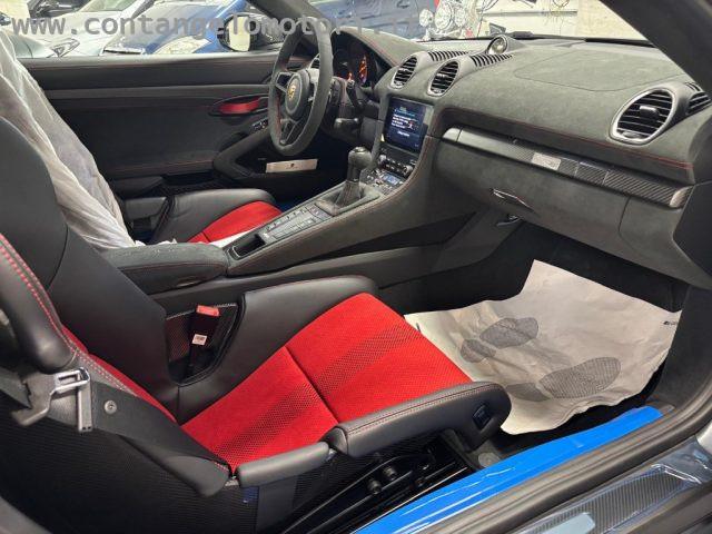 PORSCHE 718 Spyder RS ufficiale italiana
