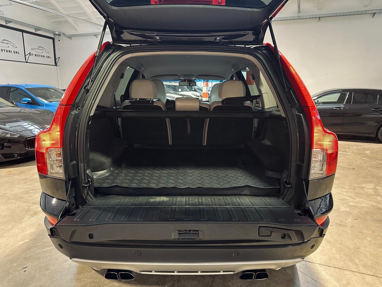 Volvo XC 90 2.4 D5 185 CV AWD R-design SOLO 2 PROPRIETARI