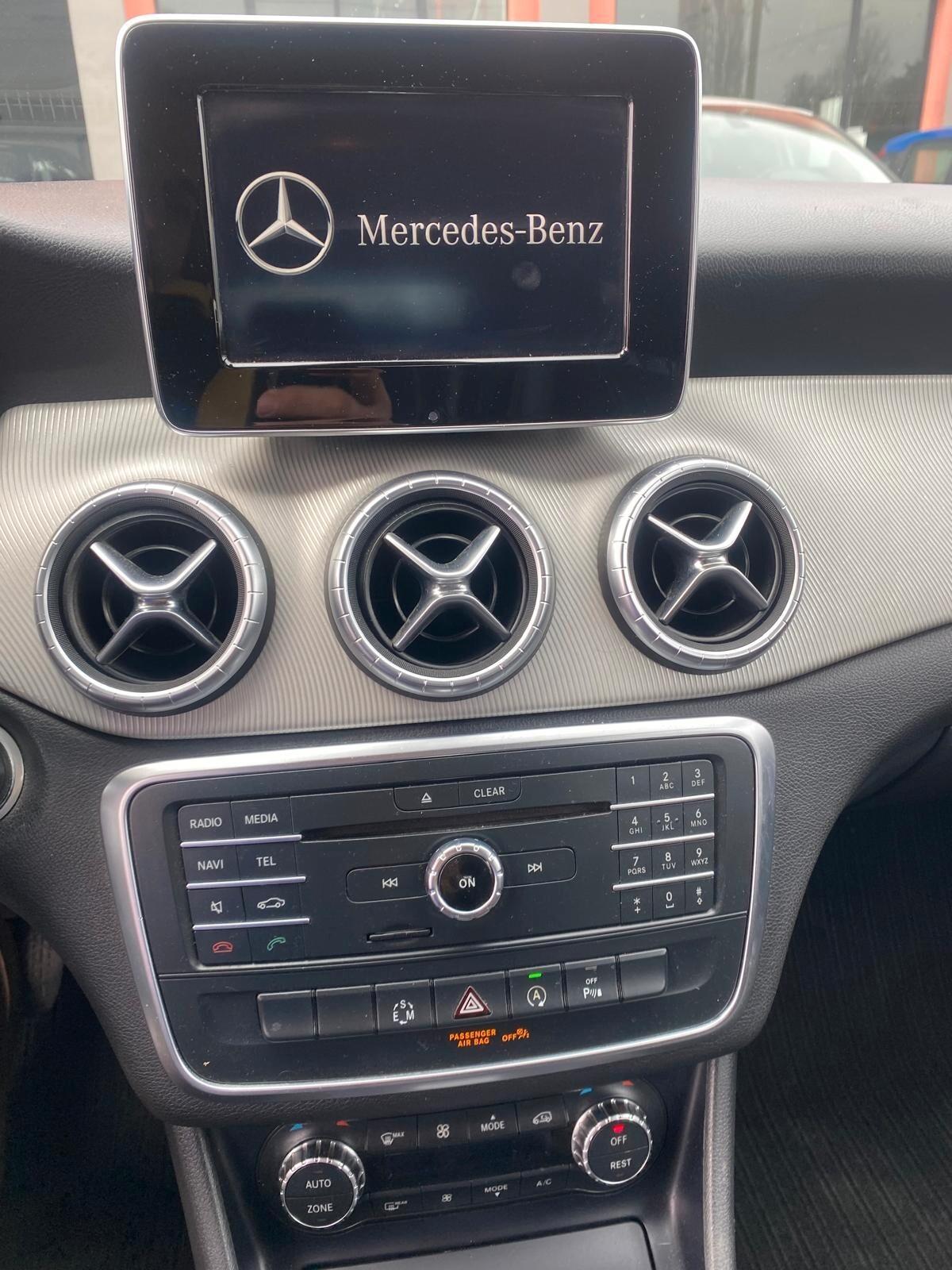 Mercedes-benz CLA 200 d S.W. Automatic Premium