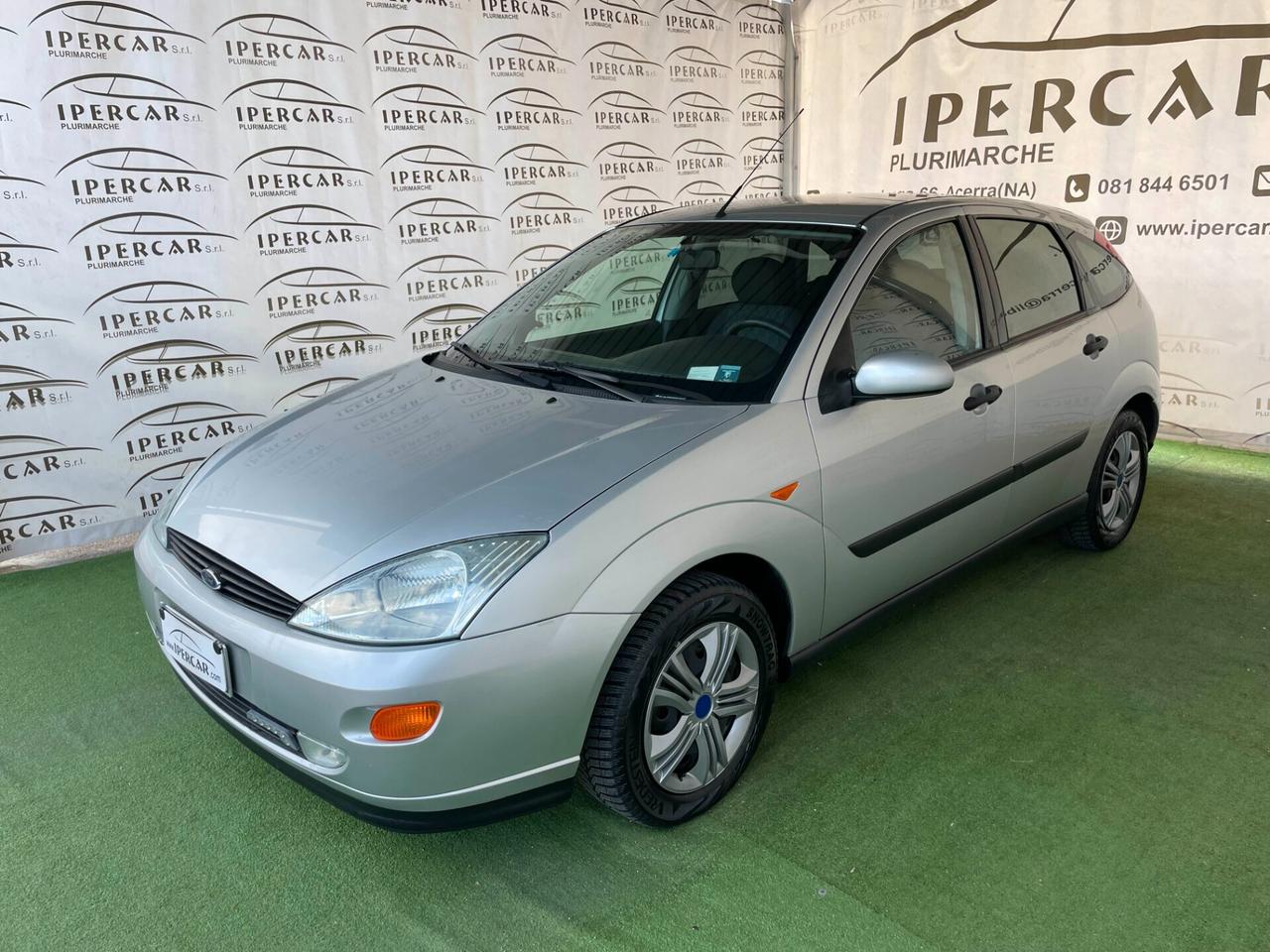 Ford Focus 1.6i 16V cat 5p. Ambiente