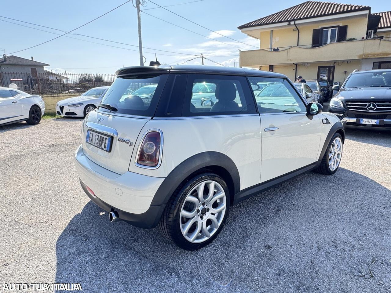 MINI COOPER D AUTOMATICA ADATTA NEOPATENTATI