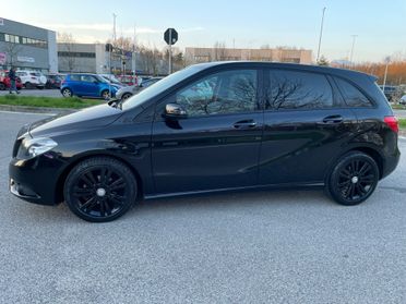 Mercedes-benz B 180 Premium * SOLO 87000 Km