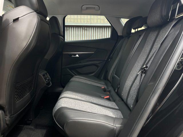PEUGEOT 3008 1.5BlueHDi 130 EAT8 Allure