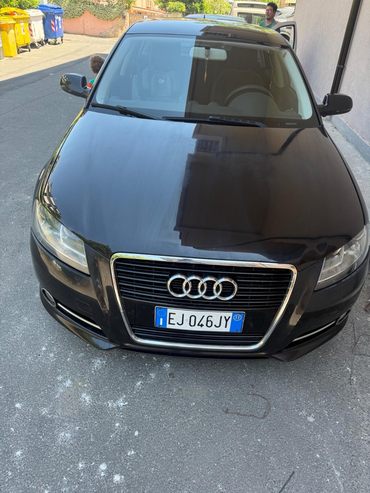 Audi A3 1.6 TDI 105 CV CR Ambiente