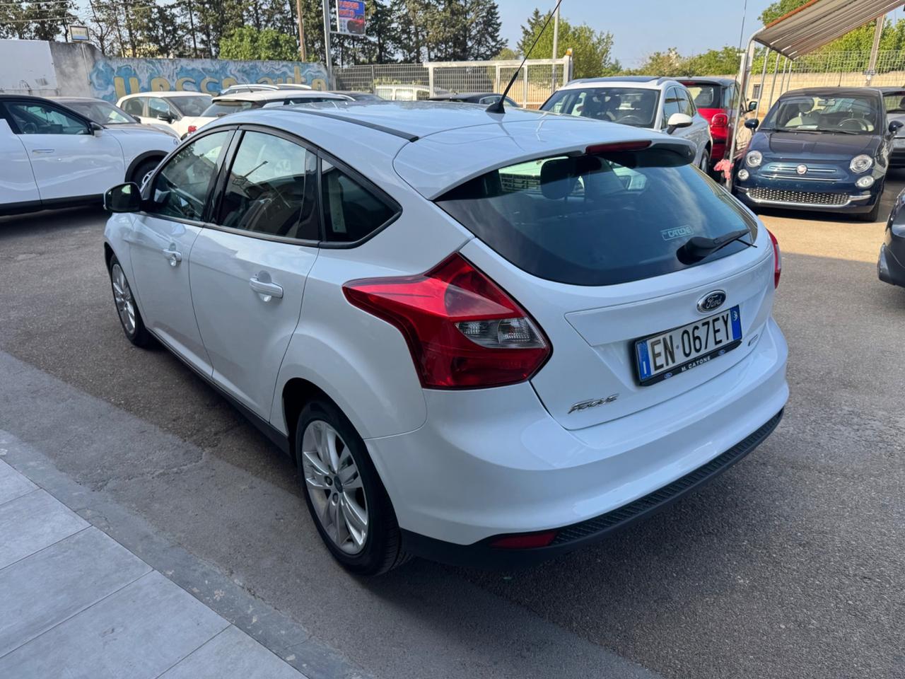 Ford Focus 1.0 EcoBoost 125 CV tagliando