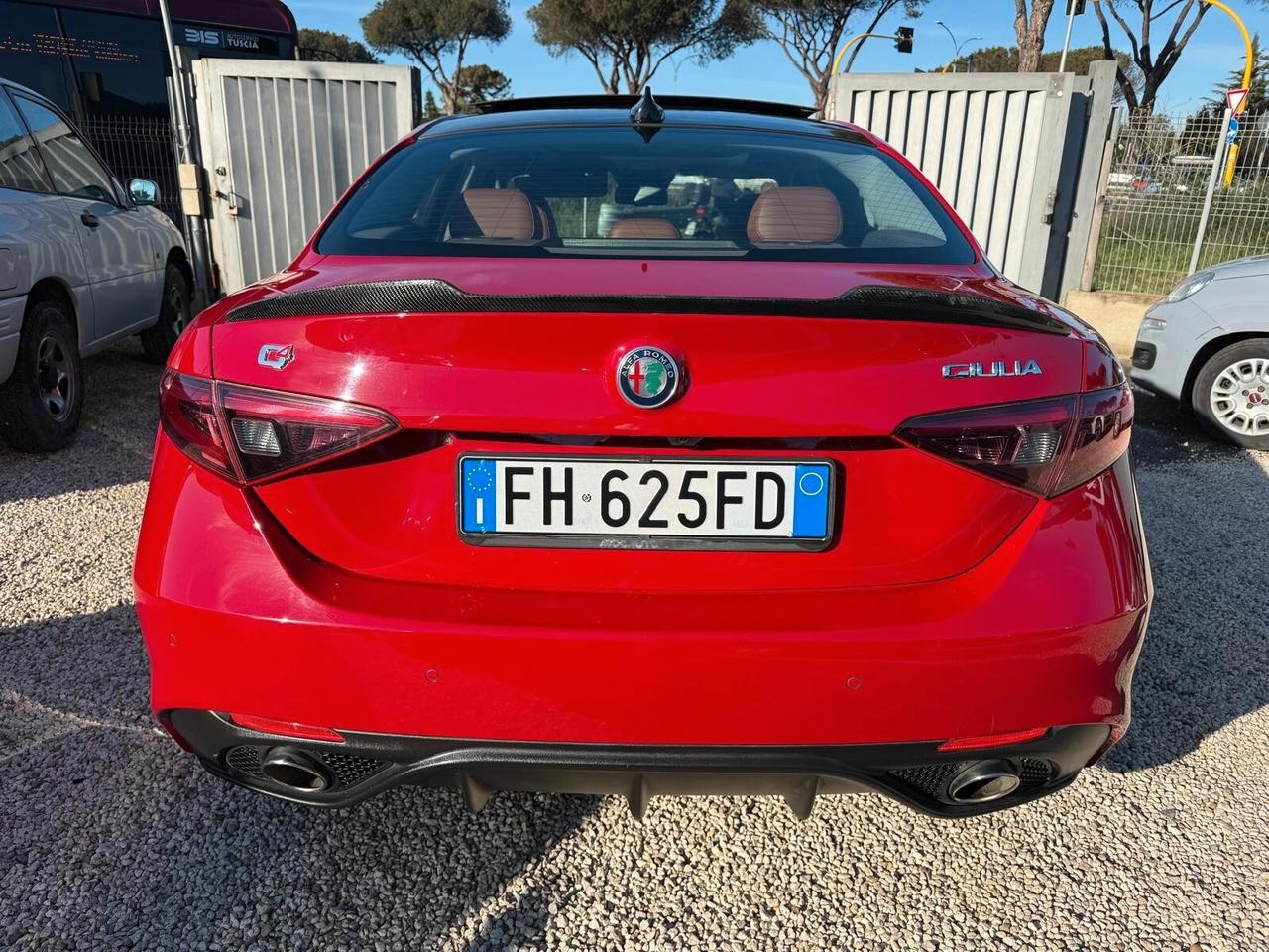 Alfa Romeo Giulia 2.2 Turbodiesel 210 CV AT8 AWD Q4 Veloce