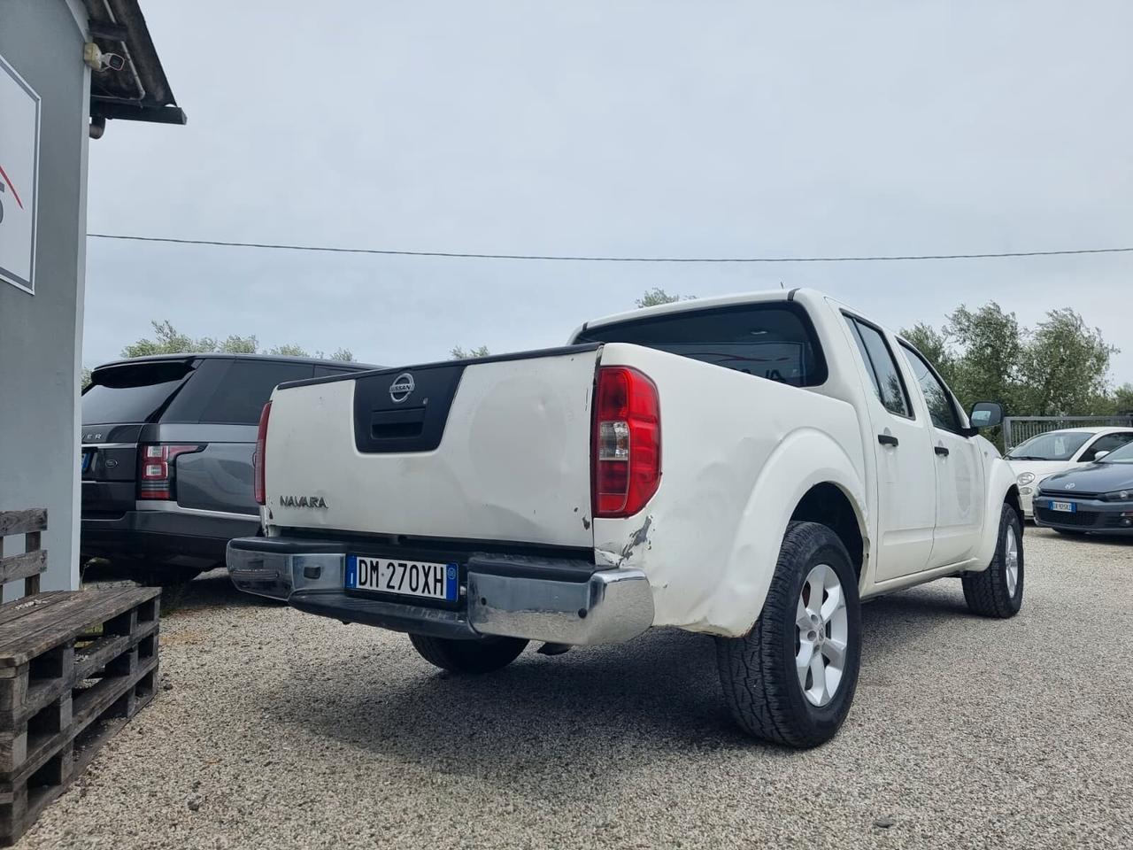 Nissan Navara 2.5 dCi 4 porte Double Cab LE