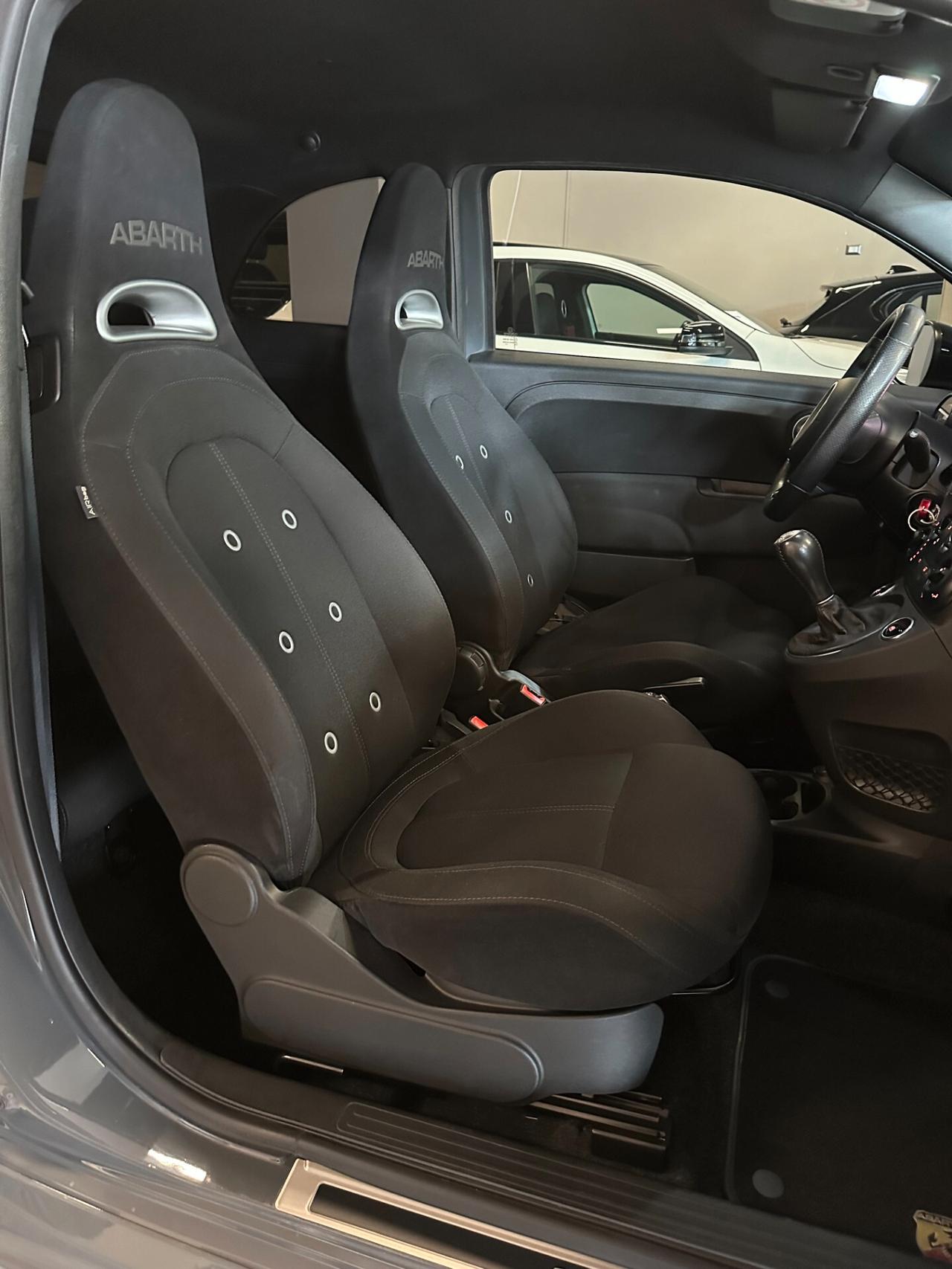 Abarth 595 1.4 Turbo T-Jet 145 CV