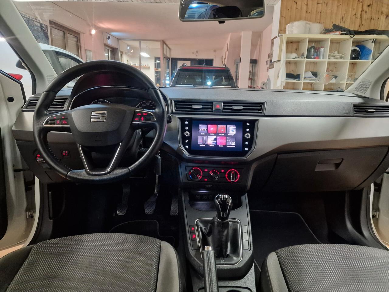 Seat Ibiza 1.0 TGI 5 porte FR, ok neopatentati